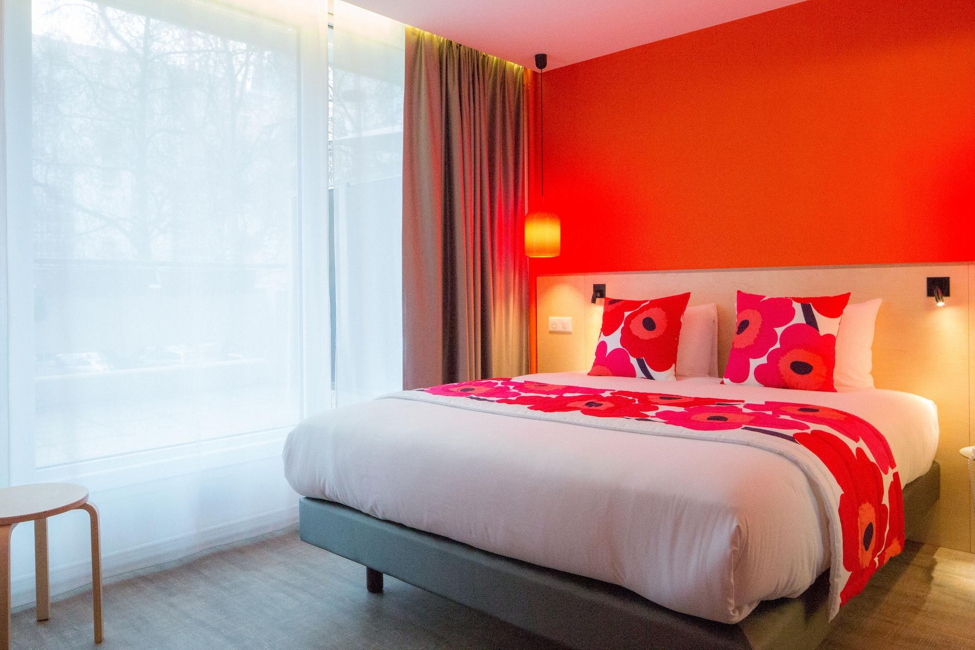 La Regence Hotel Courbevoie Buitenkant foto