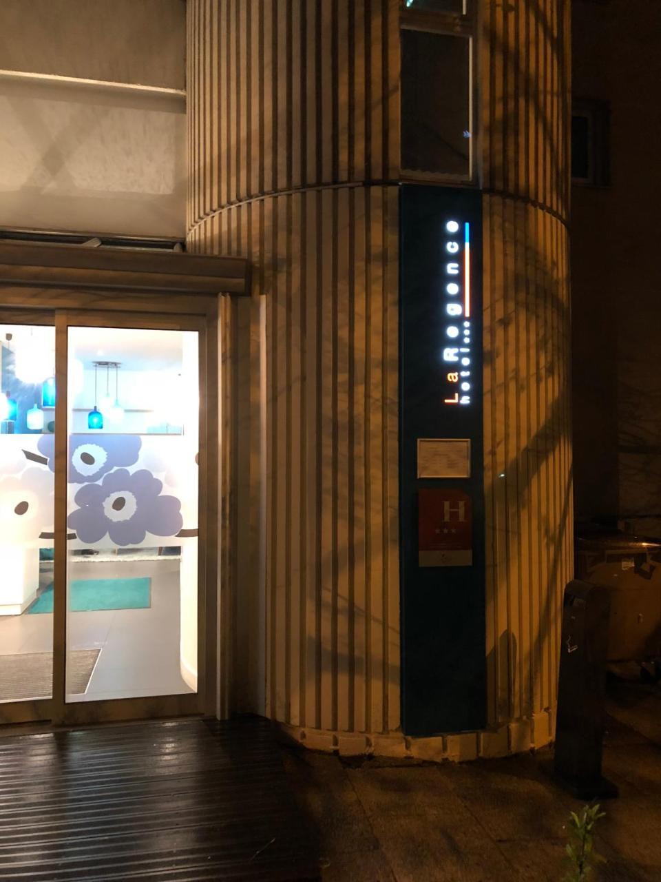 La Regence Hotel Courbevoie Buitenkant foto