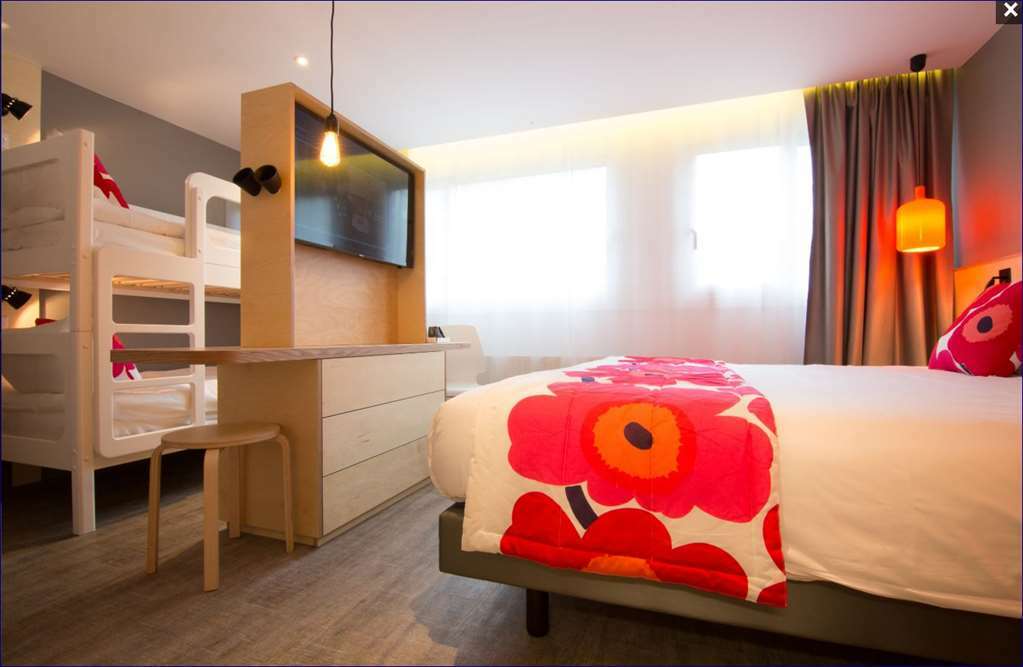 La Regence Hotel Courbevoie Kamer foto