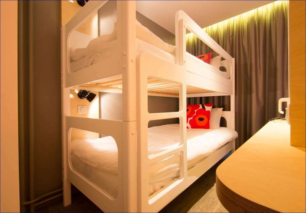 La Regence Hotel Courbevoie Kamer foto